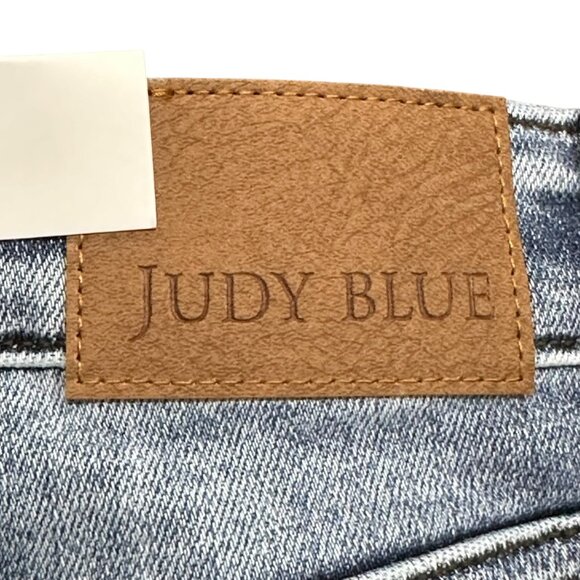Judy Blue Distressed Bermuda Medium‎ Wash Denim Jean 7" Shorts JB15259 Small NWT - Picture 5 of 10